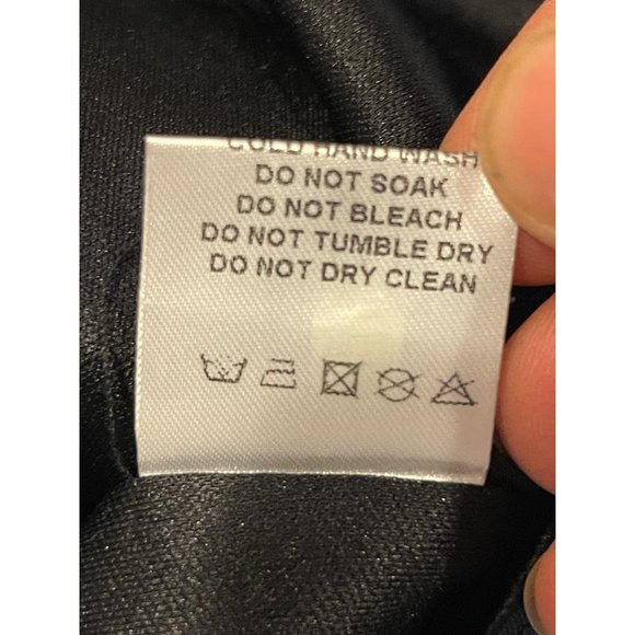 Akira Chicago Women Sequin Bodycon Dress Back V Mini Cap Sleeve Black Size Small - Picture 10 of 11